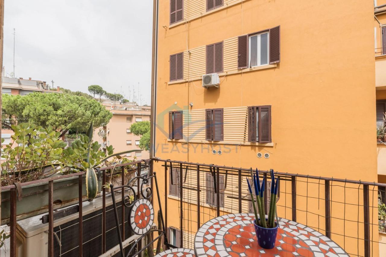 Refined Cozy Nest In Vatican Rom